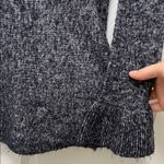 Michael Stars  Navy & White Heathered Lightweight V Neck Sweater - Size Small Photo 6