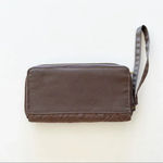 Travelon ‎ RFID Wristlet Photo 1