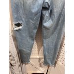 American Eagle Outfitters Women's Size 8 Distressed Light Wash Denim Jeans Photo 9