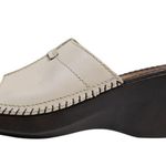 Bijoux Terner Bijou Women's 7 Leather Wedge Sandals in Cream Photo 3