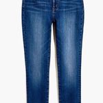 Madewell  Curvy High-Rise Skinny Jeans in Bradshaw Wash Photo 4