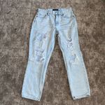Aeropostale Light Wash Distressed Mom Jeans size 8 . Photo 1