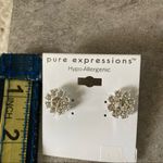 Pure Expressions Rhinestone Crystal Flower Stud Earrings Silver Hypo Allergenic White Photo 3