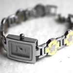 Unique Chaoyada Yellow Enamel Inlay Silver Tone 6.5" Bracelet Band Watch Photo 0