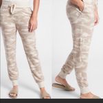 Athleta Balance Printed Soft Joggers Pants Camo Oatmeal Heather Photo 7