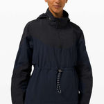 Lululemon Evergreen Anorak – True Navy/Black – Size 6 – Packable Belt Bag Photo 0