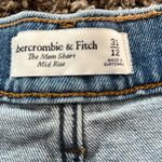 Abercrombie & Fitch Mom Short Mid Rise Photo 1