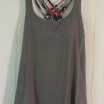 Lululemon tank top gray w/contrast built in bra sz 4 Gray Photo 0