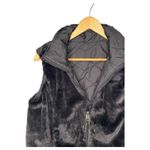 The North Face Reversible Vest Womens Medium Black Quilted Faux Fur Puffer Fuzzy Photo 6