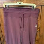 Vuori Daily Jogger in Burgundy Size Large VW418 Red Photo 4