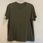Lululemon  All Yours Boyfriend Tee Shirt in Dark Olive - Size 4 Photo 6
