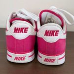 Nike Pink Canvas Sneakers Women's Size 8 Low Top Athletic Shoes BRS 378339-612 Photo 3