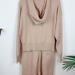 n:philanthropy Bartley Sweatshirt & Balfour Short Taupe Photo 1