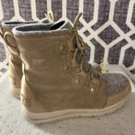 Sorel  Boots Tan and Gray  Photo 0