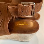 Liz Claiborne Women’s Brown Wedge Heel Suede Sandals Size 10 Laser Cut Design Photo 5