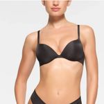 SKIMS NWT  ultimate collection push up plunge bra 30B onyx black Photo 1
