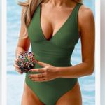 Cupshe NEW 1 Pc Swimsuit Wide Straps V Neck Ruched Textured Ribbed Twist Back L Photo 5