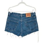 Levi's Levi’s 517 Cutoff Denim High Waisted Jean Shorts Size 36 Blue Distressed Raw Hem Photo 10