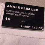 Larry Levine Sz 10 Pants White Ankle Slim Leg NWT flat front (faux pockets) Photo 5