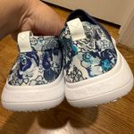 Vera Bradley  Blue and White Quilted Slip-On Sneakers size 11 Photo 9