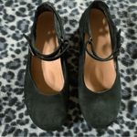 Earth Alder Alma Quarter Strap Flat Black Nubuck 6.5 Photo 2