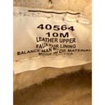 Minnetonka  Moccasin Shoes size 10 Womens Leather Slip On Faux Fur Lining 40564 Photo 5