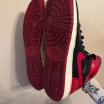 Air Jordan 1 High Retro GS ‘Chicago Bulls’ 2009 Photo 4