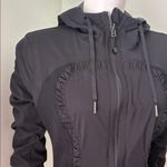 Lululemon reversible dance to studio jacket size 8 - flawed Photo 2