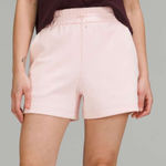 Lululemon  softstreme hr 4" shorts size 8 strawberry milkshake Photo 0