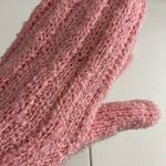 EUC women’s double knit pink warm winter mittens gloves accessories fashion‎ Photo 2