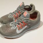 Nike Women's Sneakers sz 11 Zoom Windflo 5 Running Athletic Comfort Shoes Sz 11 Photo 2