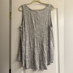 Old Navy  Luxe Swing Light Heather Gray Tank Top Tee - size XL Photo 4