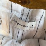 Abercrombie & Fitch  - Linen Blend White/Black Pinstripe High Rise Short -medium Photo 2