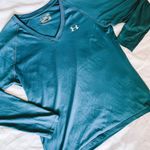 Under Armour athletic v-neck long sleeve Photo 0