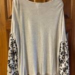 Entro Leopard Print Ballon Sleeve Top Photo 1
