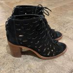 Gianni Bini Black Suede Leather Laser Cut Lace-Up Ankle Booties Size 8M Photo 4