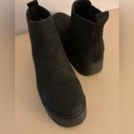 Eileen Fisher  women black leather platform Chelsea boots size 7 Photo 1