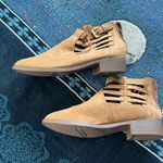 American Eagle Tan Ankle Booties Suede SZ 8 Heels Pumps Minimalist Casual Y2K Photo 6