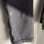 Lululemon Ruched Run Tempo Crop Leggings Heather Gray Black Size 6 Photo 3
