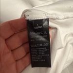 MO&Co. Elegant White Short Sleeve T Photo 5