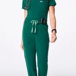 FIGS High Waisted Uman Relaxed Jogger Scrub Pants in Hunter Green, Size X-Small Photo 0