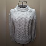 NWT VILA Light Gray Knit Sweater Size M Photo 1