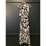 Ellen Tracy  Sleeveless midi Shirt Dress Self Tie Sash black white floral blossom Photo 11