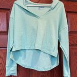 Reebok NEW WITH TAGS REEBOX RELEXAED YOGA CROP HOODIE MEDIUM Photo 0