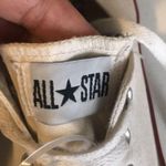 Converse Unisex Shoe in Cream M7 W9 Photo 6