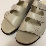 SAS Quatro Slingback Sandal Size 5.5W A7 Tan Photo 3