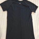 Lululemon Black Short Sleeve Swiftly Tech Photo 0