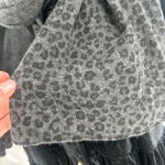 autumn cashmere NWT Leopard Print Scarf 100% Pure Cashmere Gray One Size Photo 6