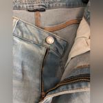 American Eagle Jean Shorts Size 16 Light-wash Denim NWOT Photo 6