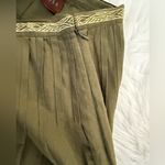 IPSA Anthropologie Olive Green embroidered lined Skirt Size 12 Photo 4